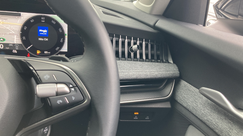 Skoda Superb 2.0 TDI SE Technology 5dr DSG Diesel Estate